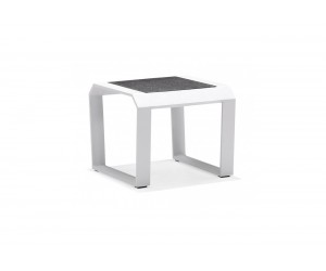 NOMAD - malý stolík